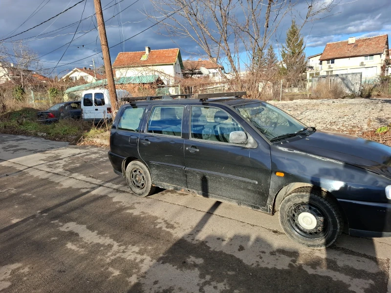 VW Polo 1.6i комби, снимка 2 - Автомобили и джипове - 48634281