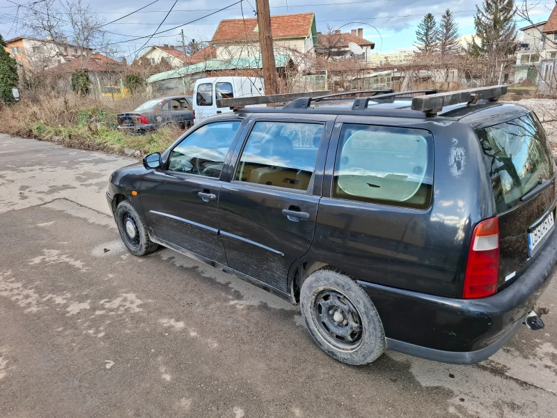 VW Polo 1.6i комби, снимка 4 - Автомобили и джипове - 48634281