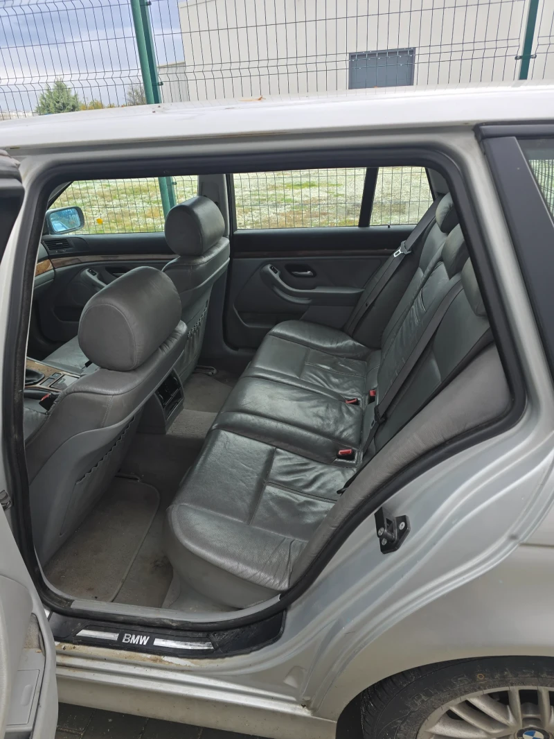 BMW 530, снимка 10 - Автомобили и джипове - 52847853