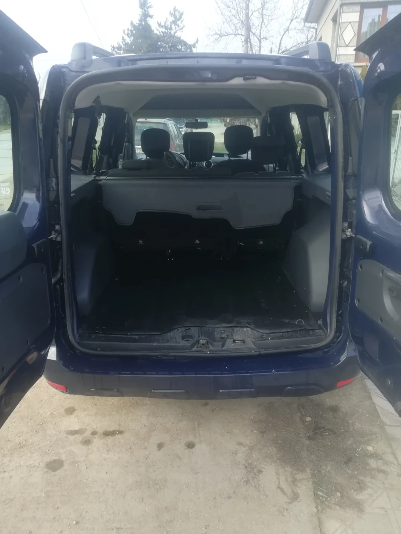 Dacia Dokker 1.6, снимка 4 - Автомобили и джипове - 52889269