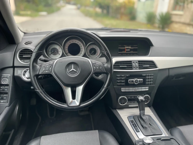 Mercedes-Benz C 350 Avantgarde, снимка 11 - Автомобили и джипове - 53060418