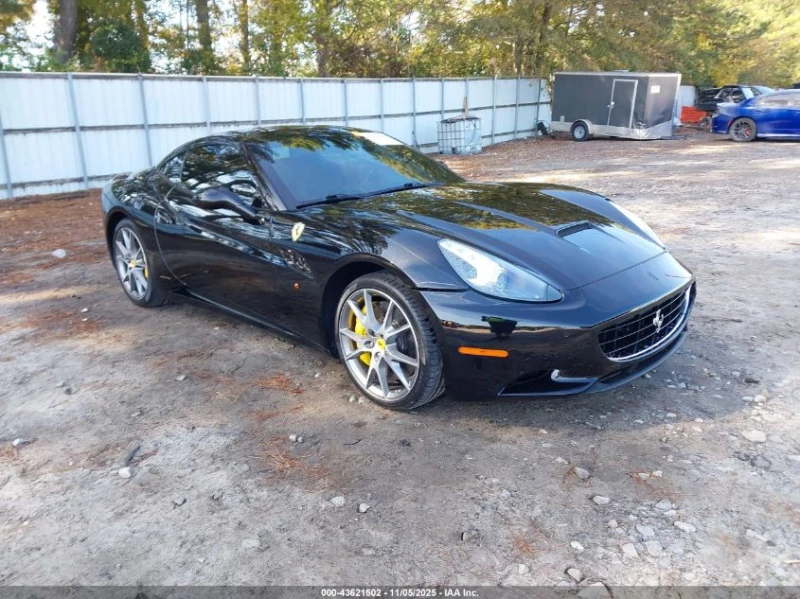 Ferrari California 4.3L V-8 DI, DOHC, VVT, 483HP Rear Wheel Drive