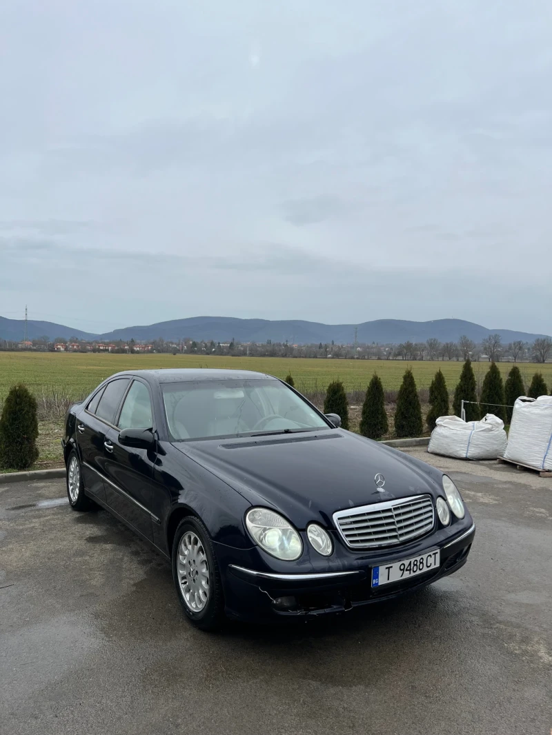 Mercedes-Benz E 270, снимка 3 - Автомобили и джипове - 53275237