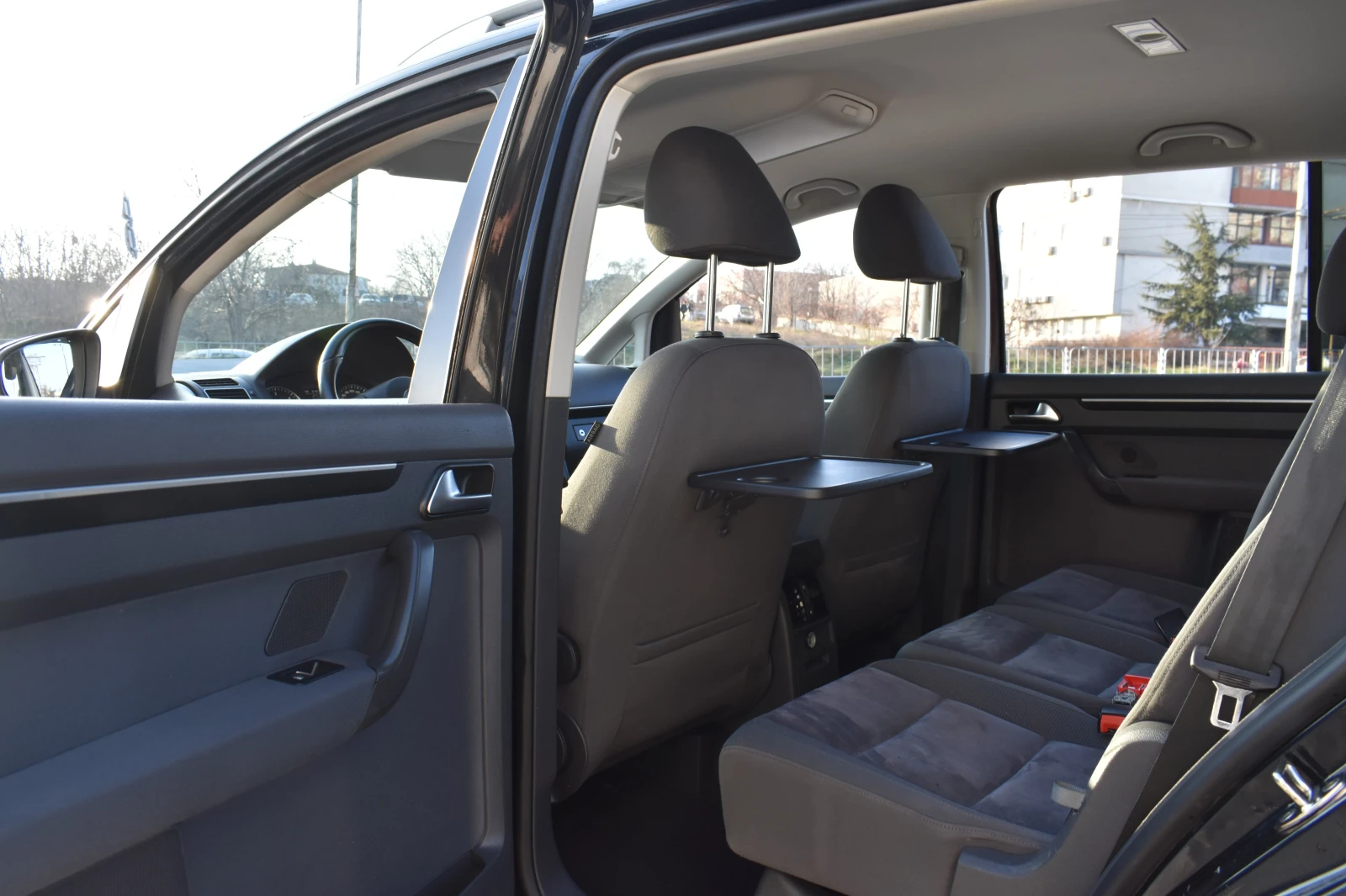 VW Touran 2.0TDI* 6+ 1* DSG* HIGHLINE | Mobile.bg   11