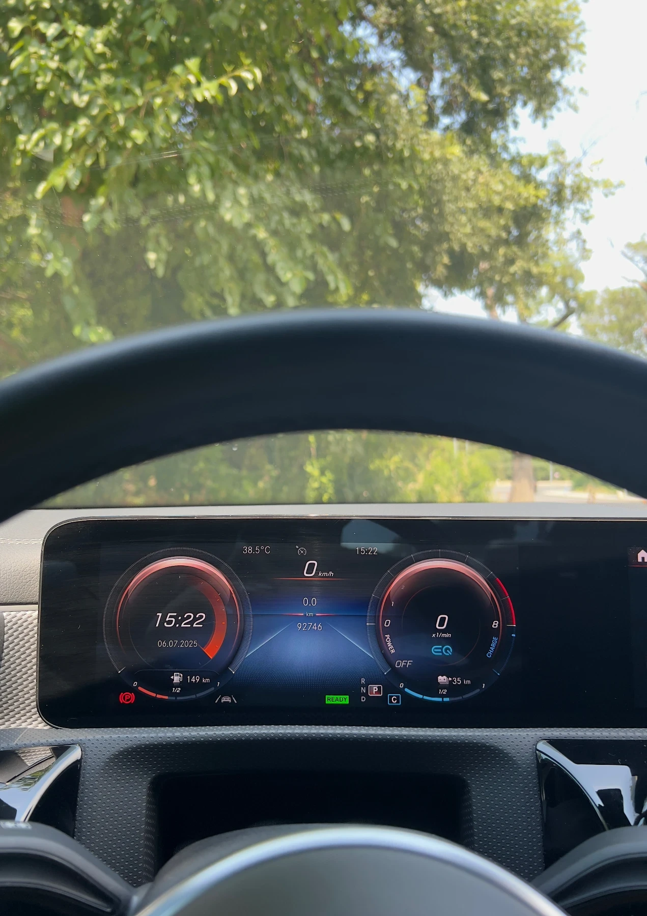 Mercedes-Benz CLA 250 e 4Matic Coupе Plug-in-Hybrid - в гаранция! - изображение 4