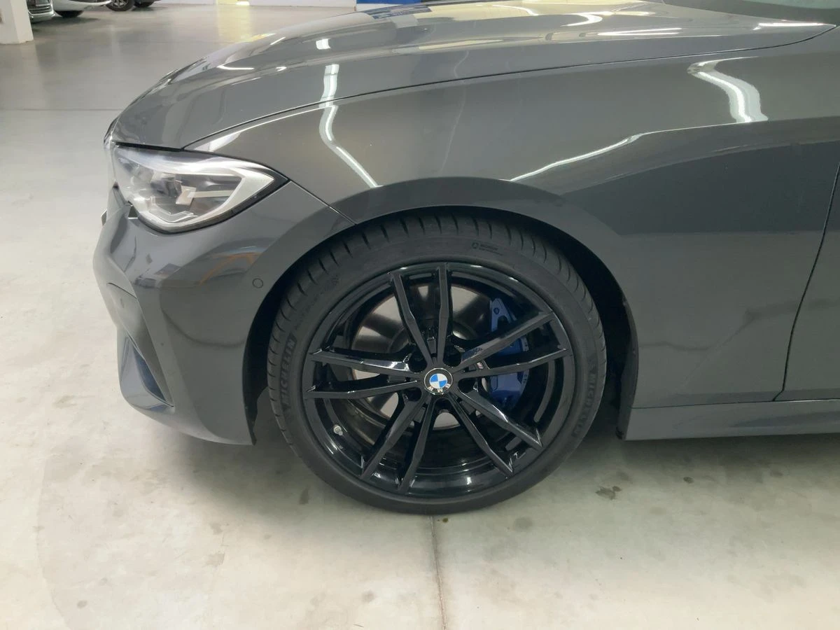 BMW 330 xDrive M Sport  6-цилиндров мотор - изображение 9