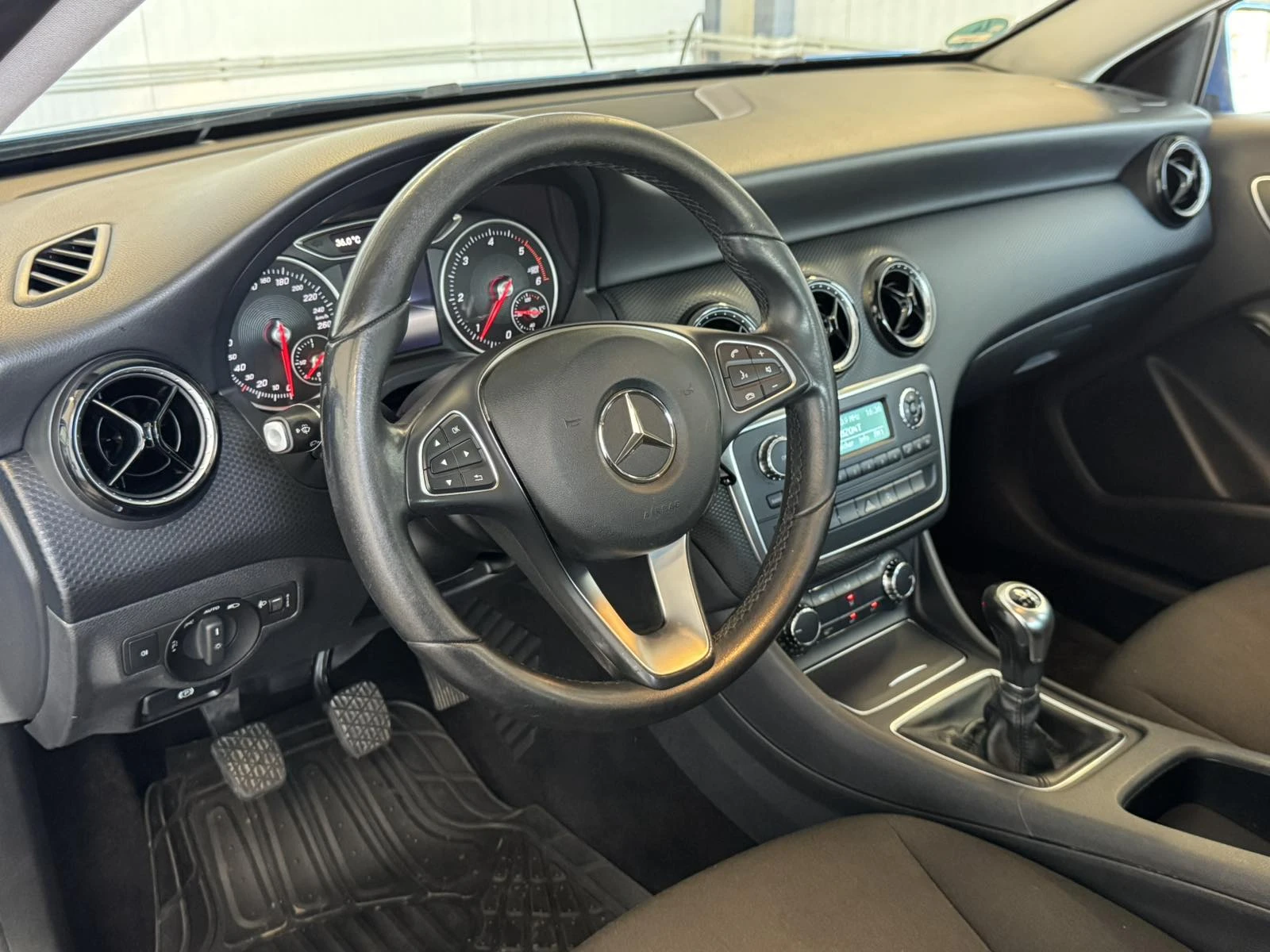 Mercedes-Benz A 160 CDI  - изображение 7