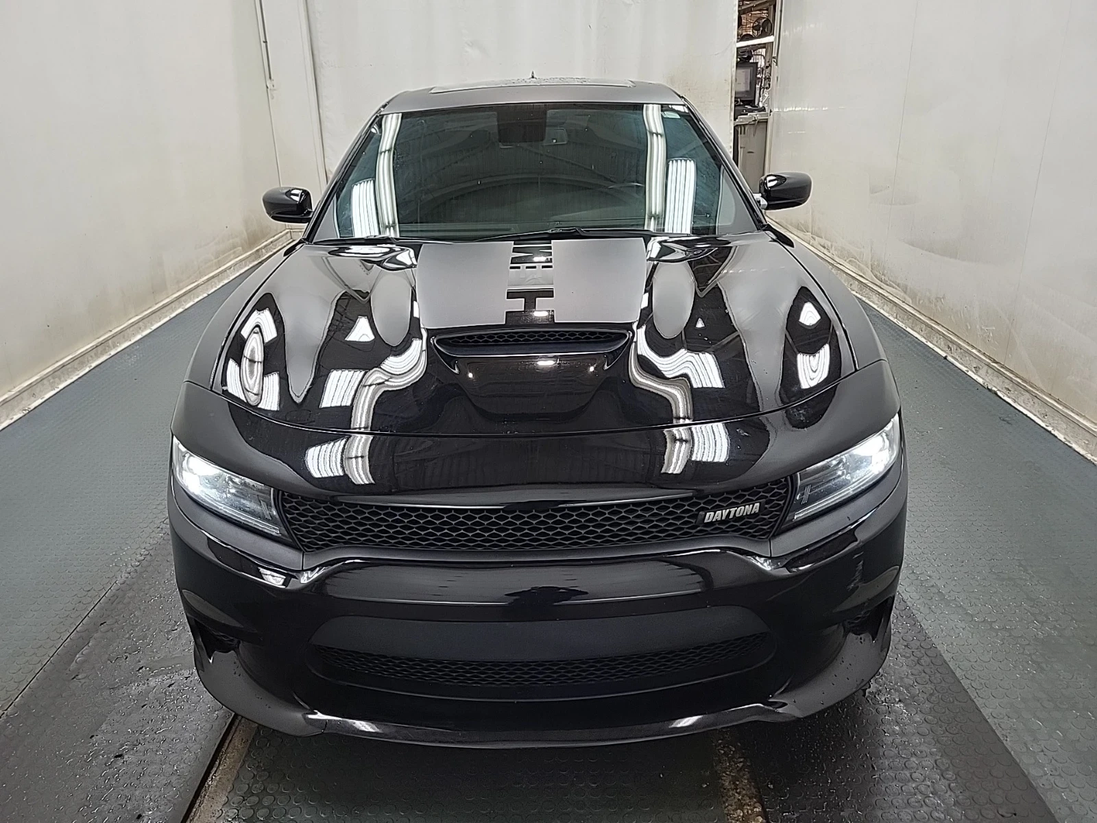 Dodge Charger R/T DAYTONA * * CARFAX * * АВТО КРЕДИТ * *  - изображение 2