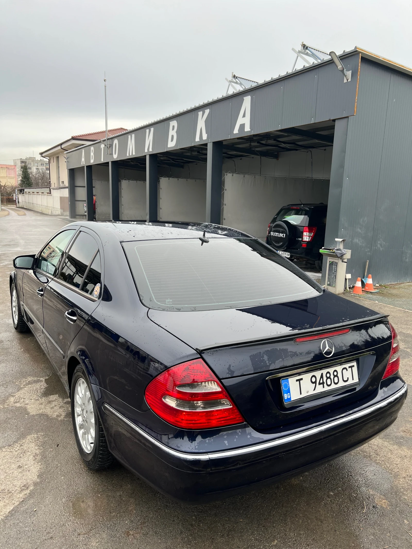 Mercedes-Benz E 270  - изображение 7