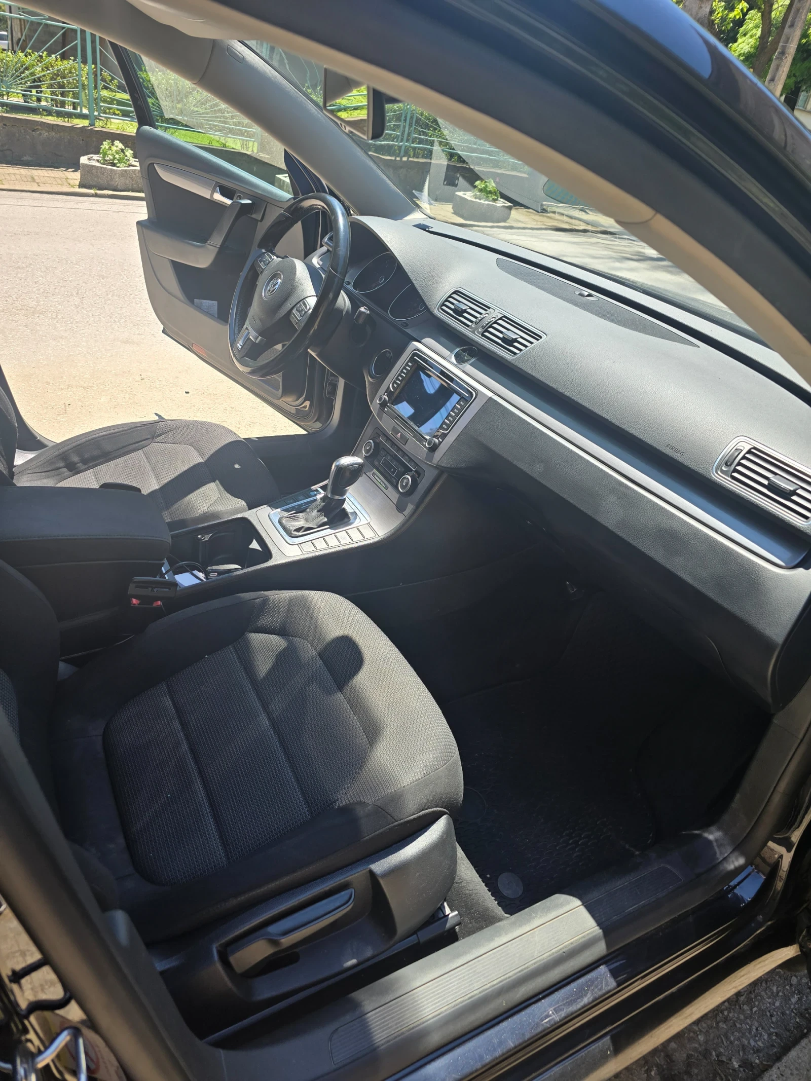 VW Passat B7, снимка 10 - Автомобили и джипове - 54508587