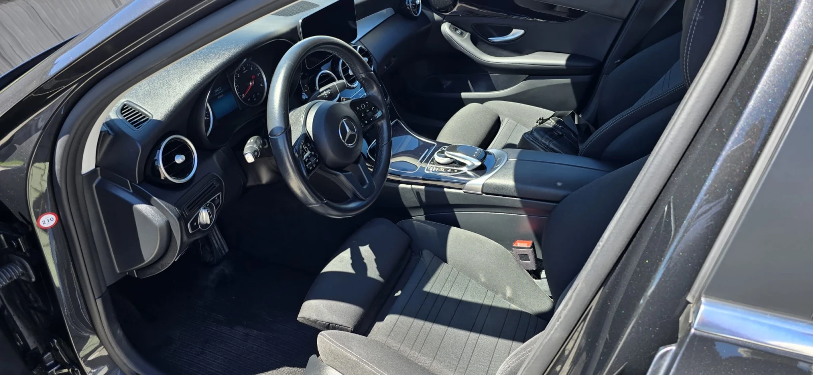 Mercedes-Benz C 220, снимка 7 - Автомобили и джипове - 54595289