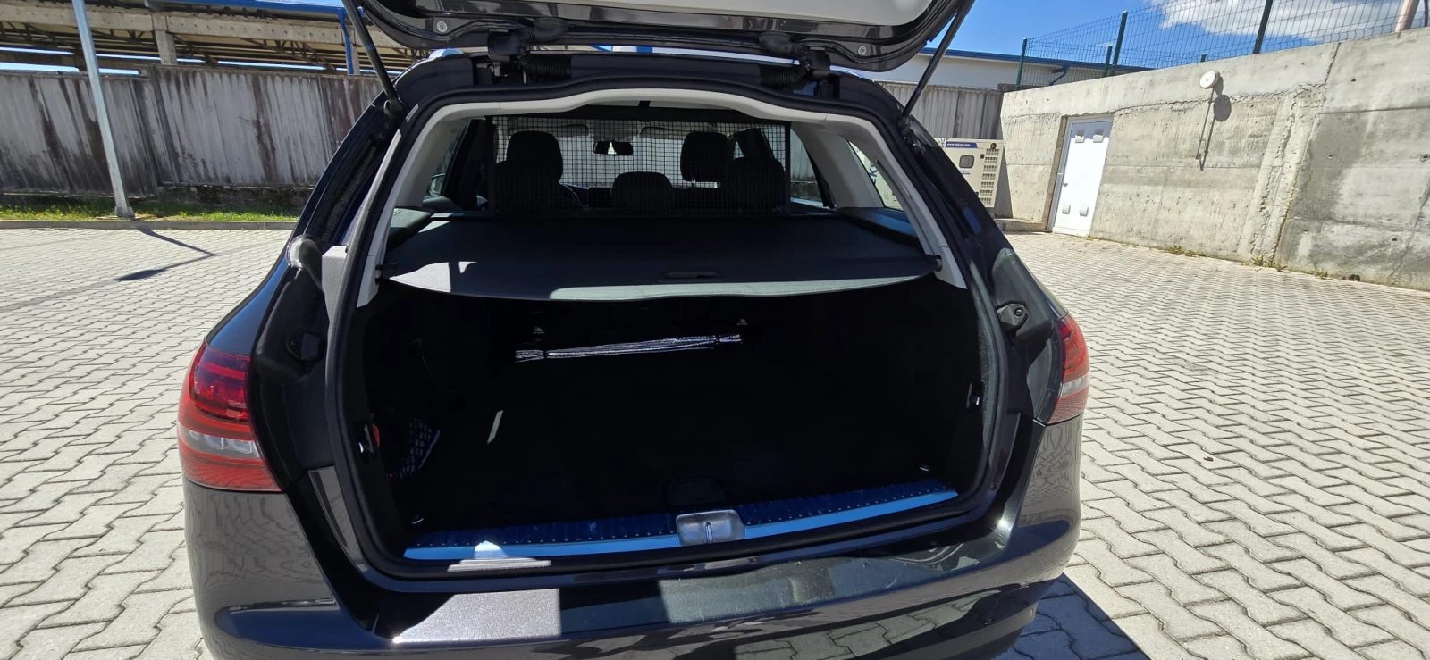 Mercedes-Benz C 220, снимка 11 - Автомобили и джипове - 54595289