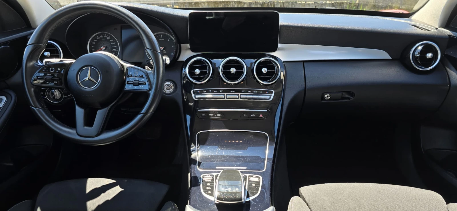 Mercedes-Benz C 220, снимка 6 - Автомобили и джипове - 54595289