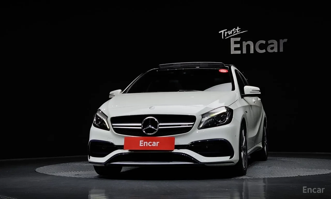 Mercedes-Benz A45 AMG multibeam led* Parking Assist, снимка 3 - Автомобили и джипове - 54720729