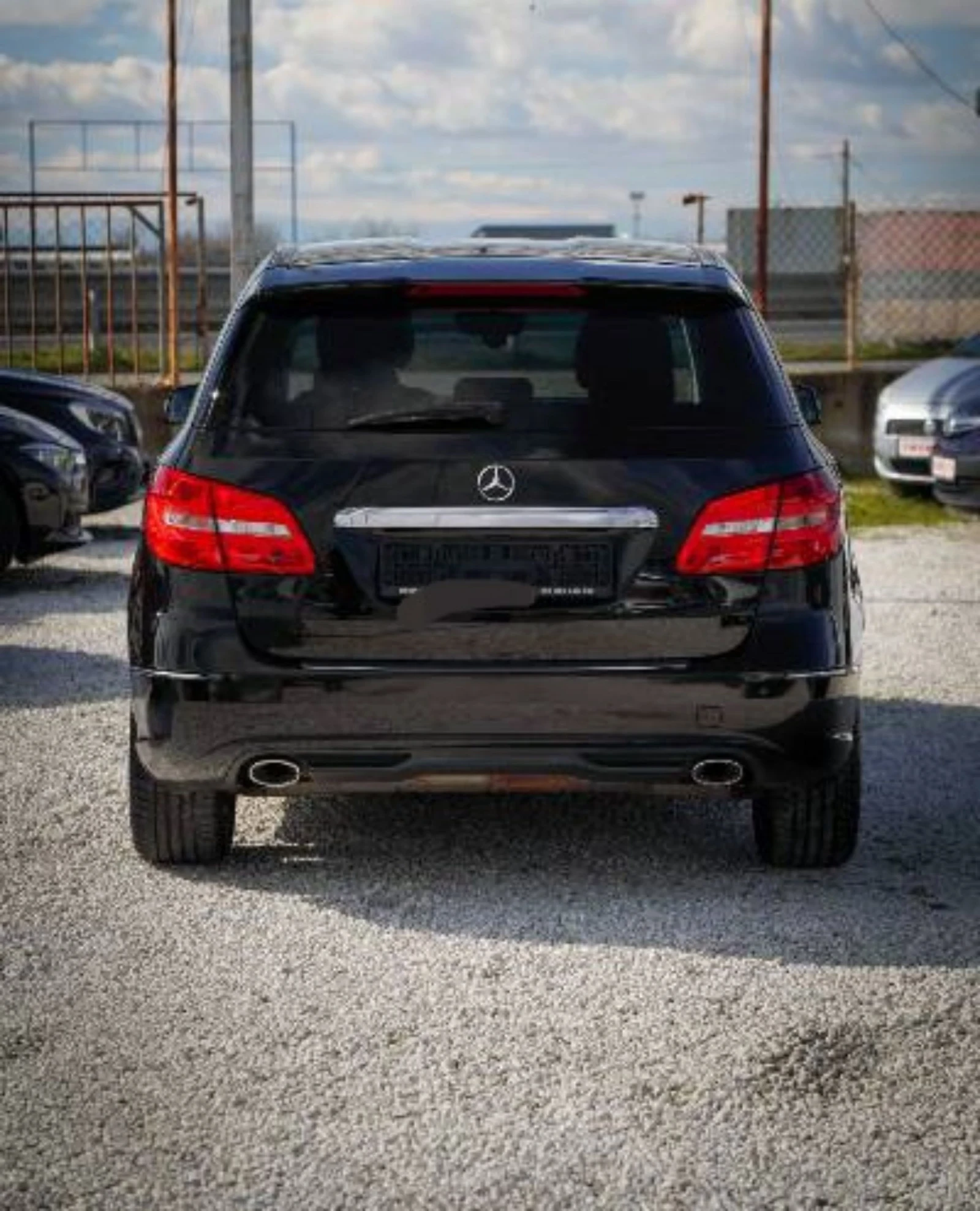 Mercedes-Benz B 220 2014, снимка 4 - Автомобили и джипове - 54846532