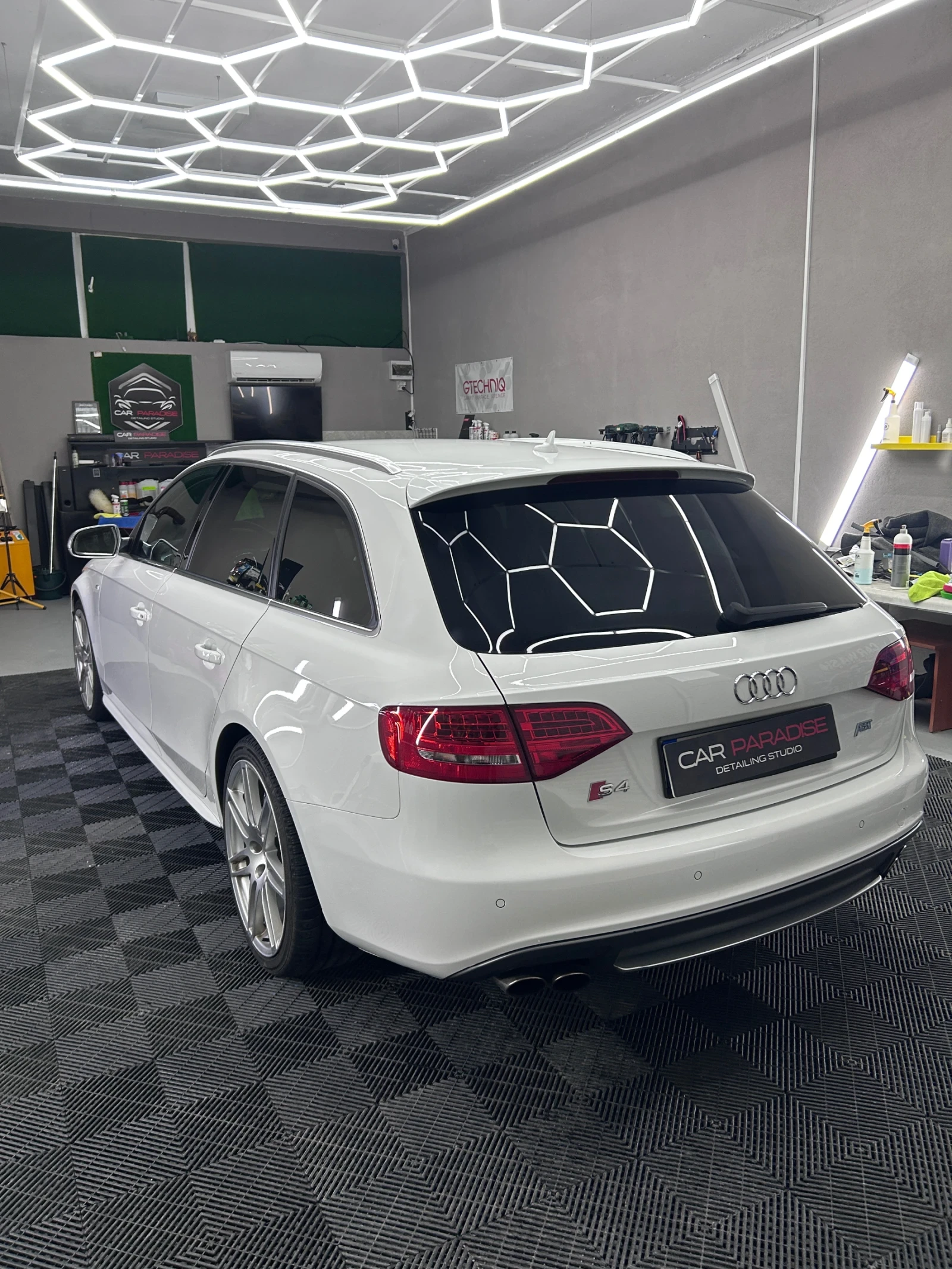 Audi S4, снимка 2 - Автомобили и джипове - 54945134