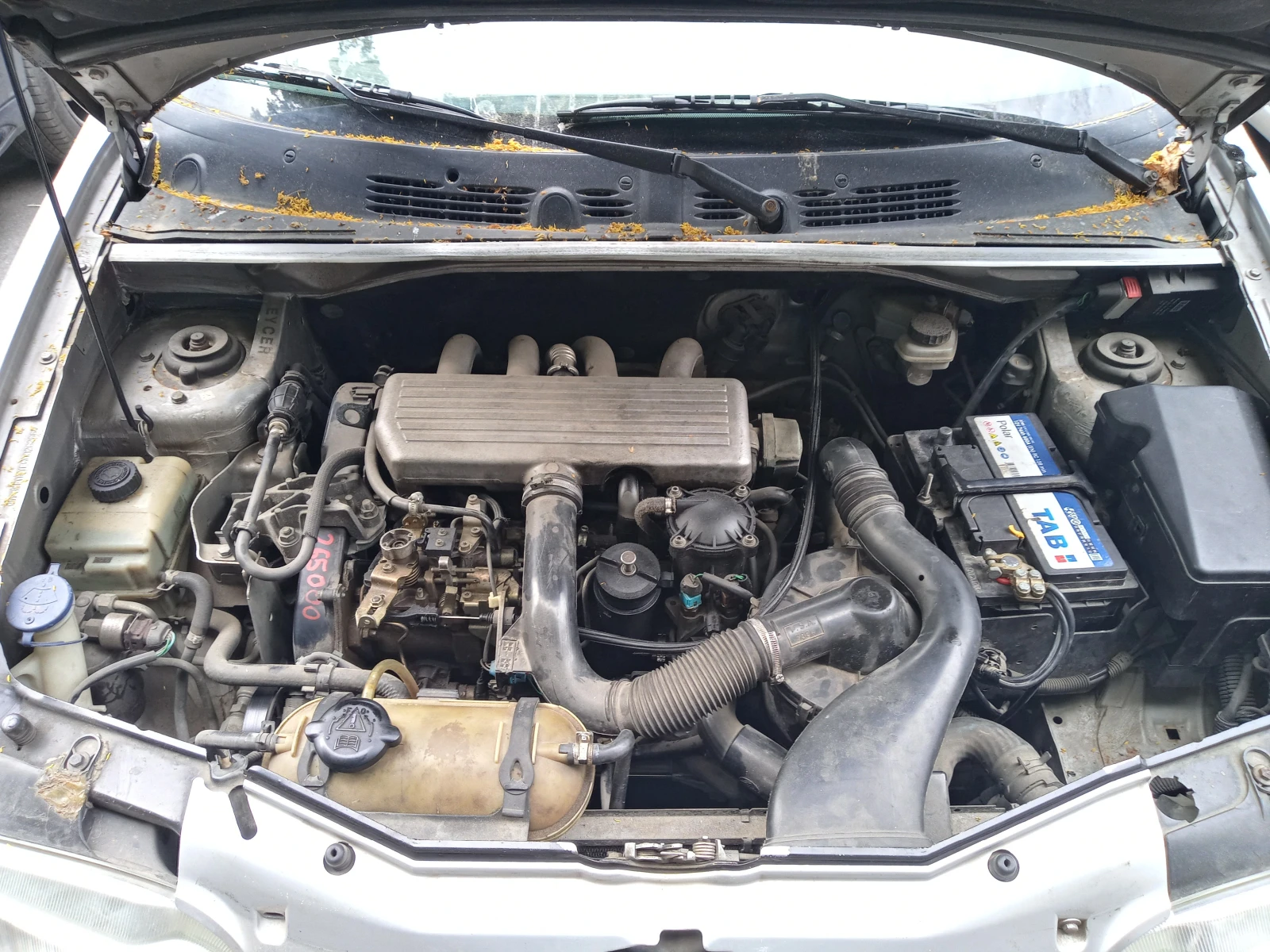 Peugeot Partner ranch, снимка 12 - Автомобили и джипове - 54955745