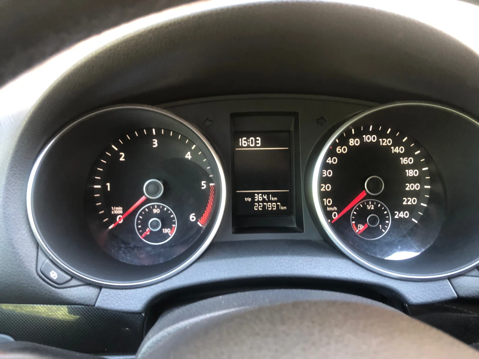 VW Golf Golf 6 2.0 TDI, снимка 9 - Автомобили и джипове - 55502397