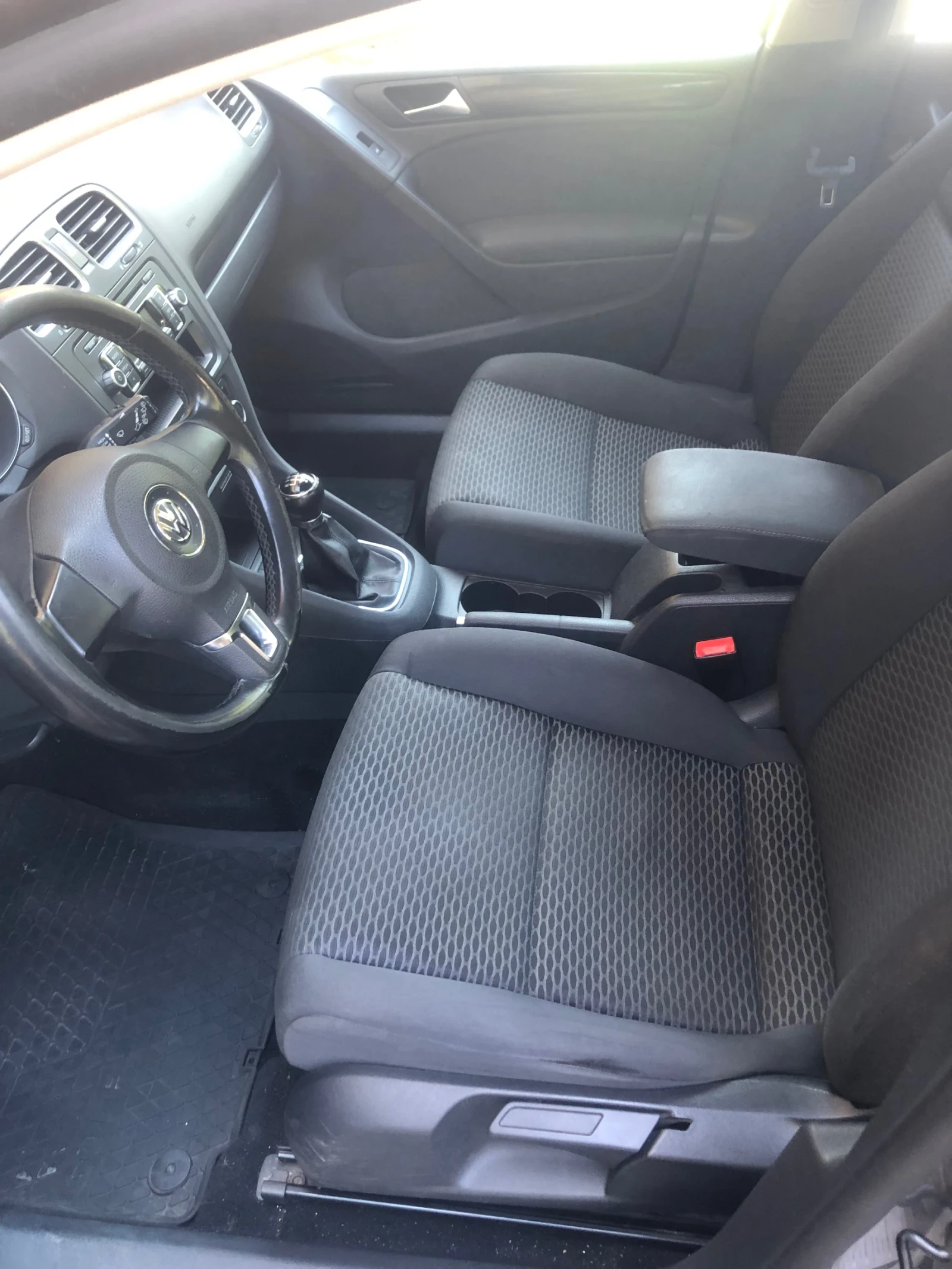 VW Golf Golf 6 2.0 TDI, снимка 12 - Автомобили и джипове - 55502397