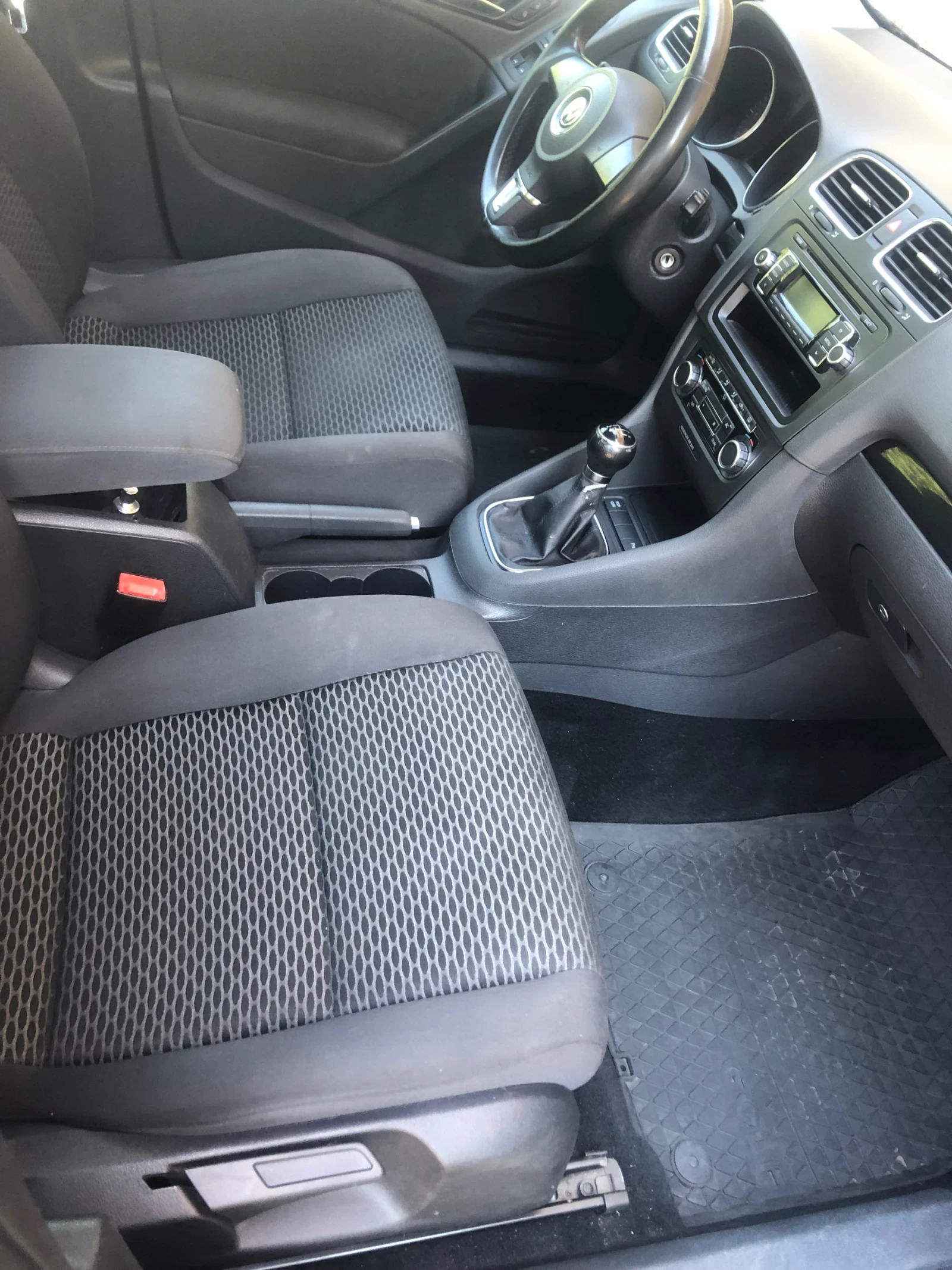 VW Golf Golf 6 2.0 TDI, снимка 15 - Автомобили и джипове - 55502397