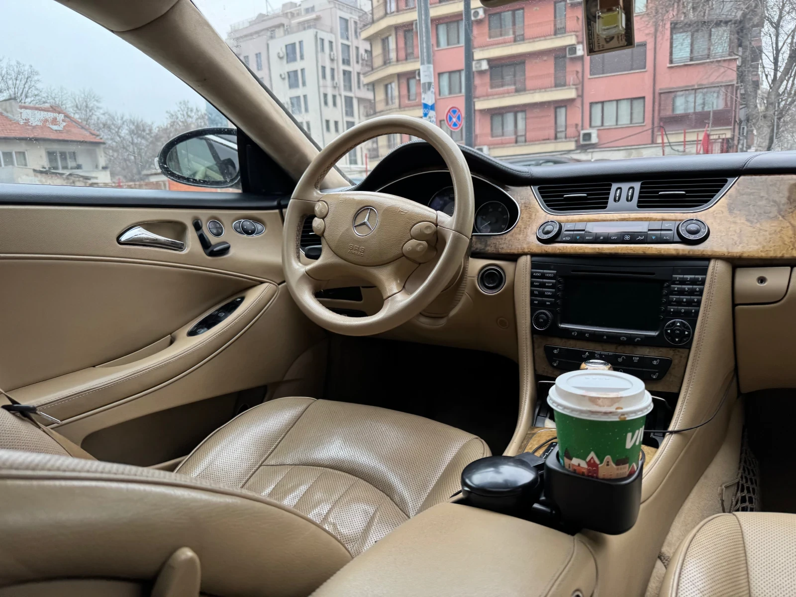 Mercedes-Benz CLS 320, снимка 5 - Автомобили и джипове - 55645553