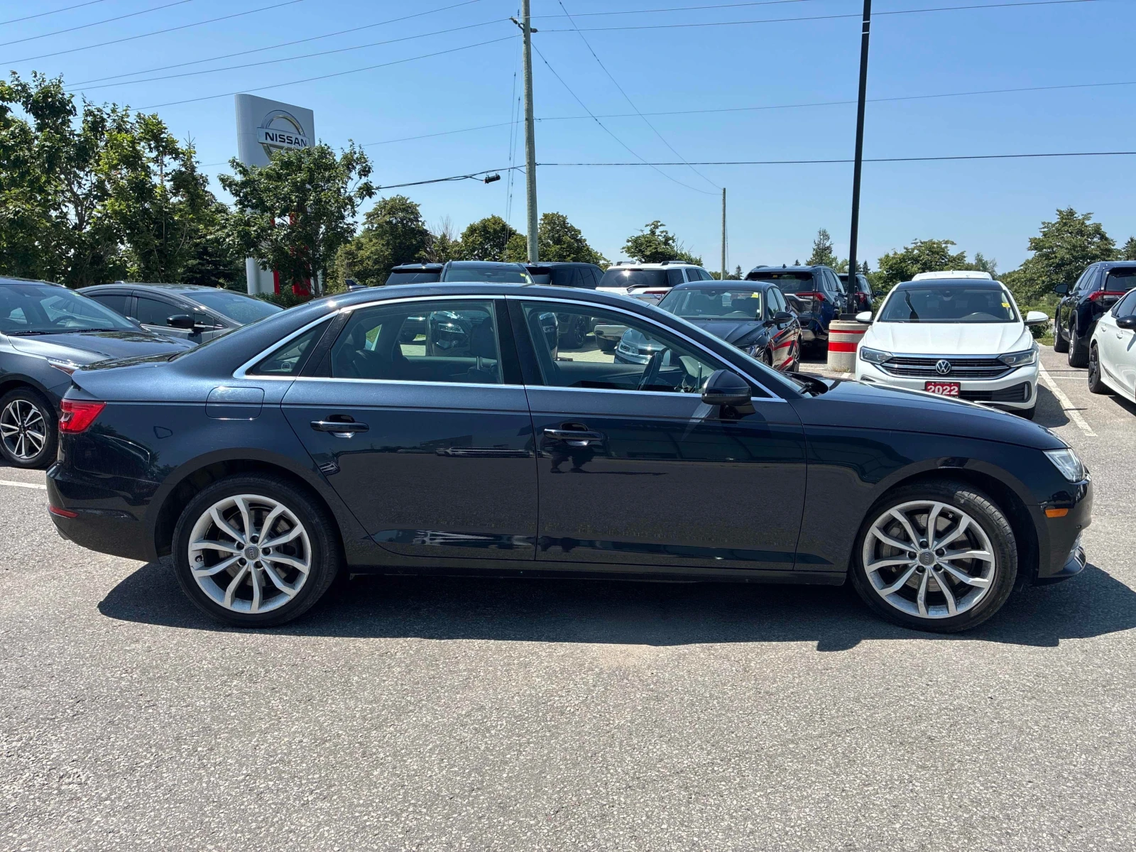 Audi A4 * Progressiv * АВТОКРЕДИТ БЕЗ ПЪРВОНАЧАЛНА ВНОСКА*, снимка 17 - Автомобили и джипове - 55833024