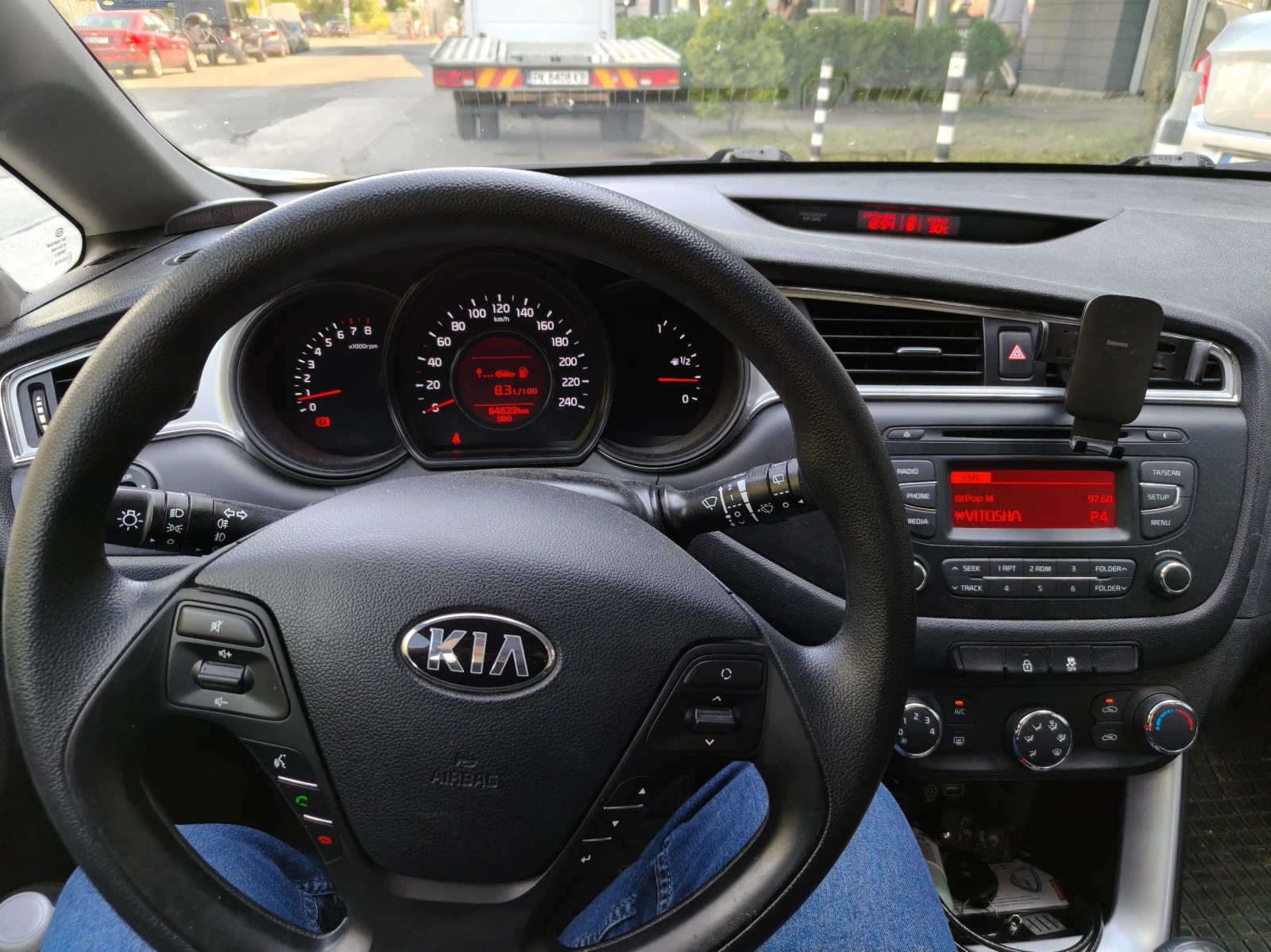 Kia Ceed, снимка 4 - Автомобили и джипове - 55952646
