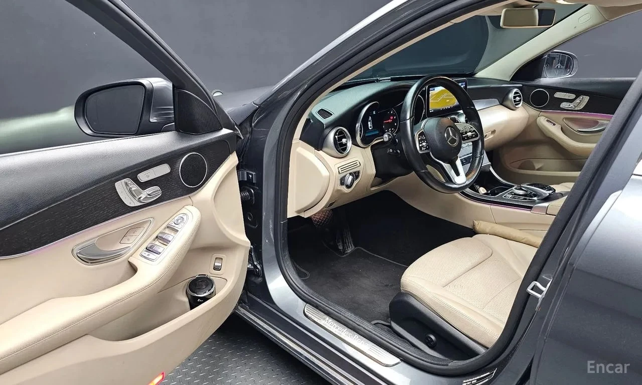Mercedes-Benz C 220 * АМБИЕНТНО* ФИКСИРАНА ЦЕНА ДО БЪЛГАРИЯ* , снимка 6 - Автомобили и джипове - 56115114