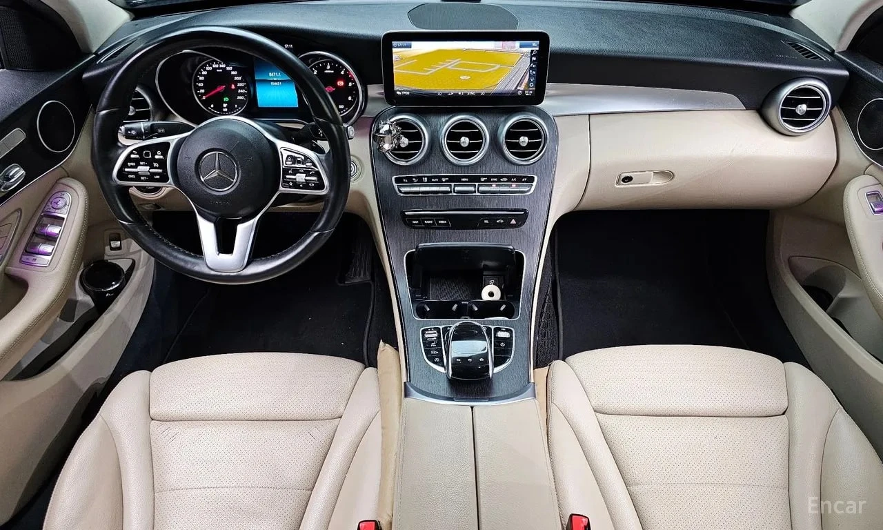 Mercedes-Benz C 220 * АМБИЕНТНО* ФИКСИРАНА ЦЕНА ДО БЪЛГАРИЯ* , снимка 7 - Автомобили и джипове - 56115114