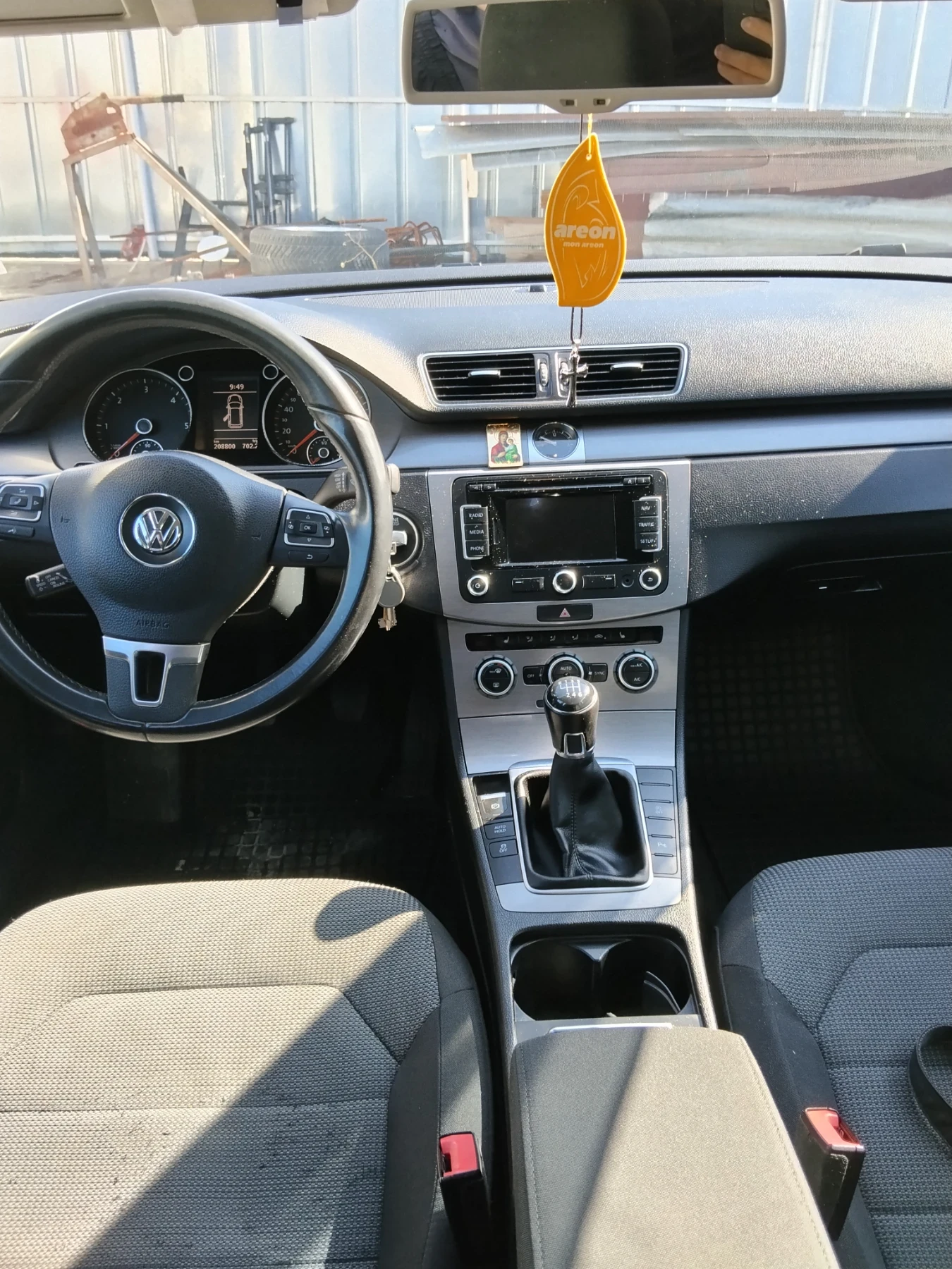 VW Passat, снимка 6 - Автомобили и джипове - 56124064