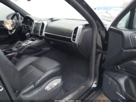 Porsche Cayenne ПОДГРЕВ* КАМЕРА* КЕЙЛЕС* LANE* ASSIST - 14000 € / 27381.62 лв. - 92143903 5