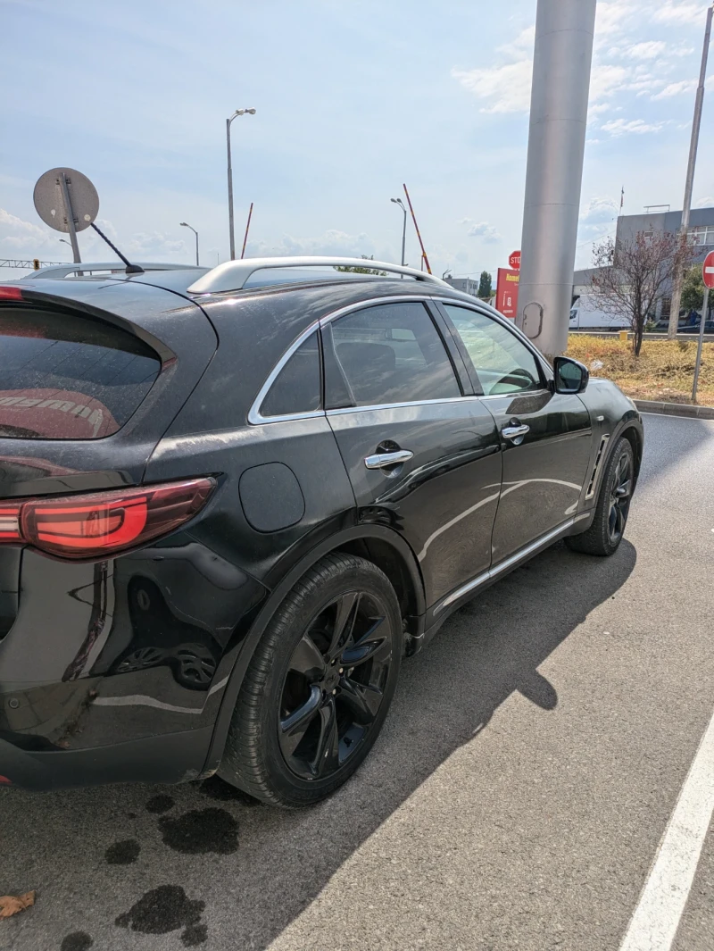 Infiniti QX70 3.7, снимка 2 - Автомобили и джипове - 47481353