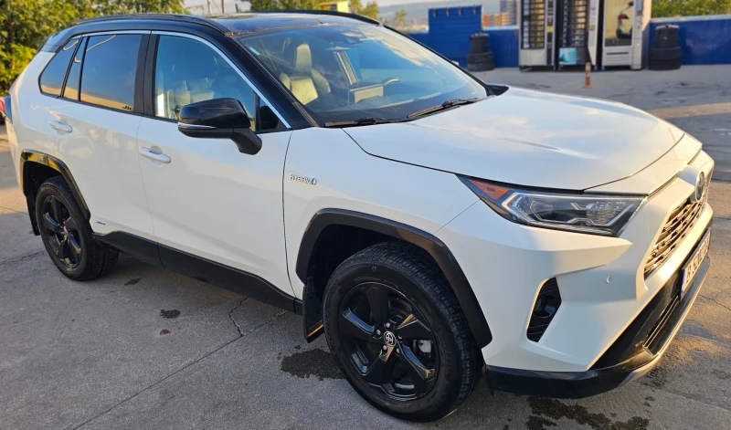 Toyota Rav4 2, 5 Hybrid AWD, снимка 7 - Автомобили и джипове - 47596388