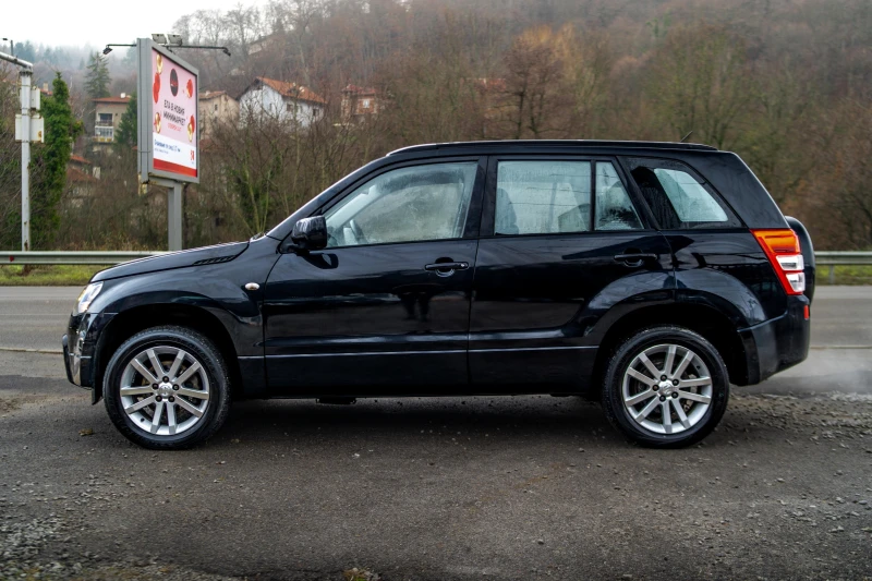 Suzuki Grand vitara 2.0i 140к.с AUTOMATIC | ПРОДАВА СЕ С ГАРАНЦИЯ! , снимка 3 - Автомобили и джипове - 48305120