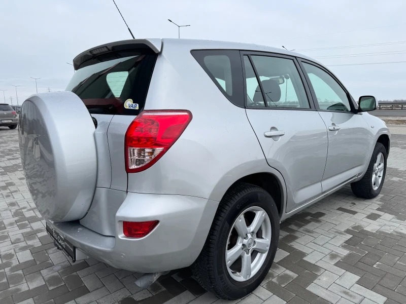 Toyota Rav4 2.0 VVT-i 152к.с 4x4 / KEYLESS / NAVI / PARKTRONIC, снимка 8 - Автомобили и джипове - 48703081