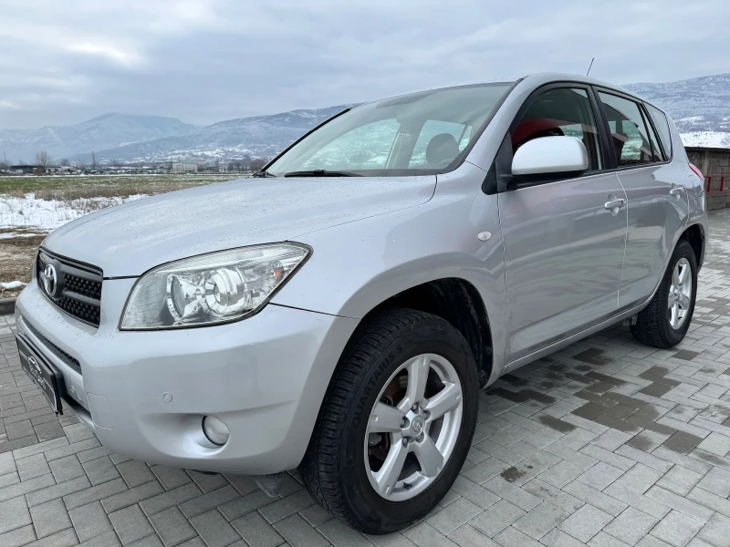 Toyota Rav4 2.0 VVT-i 152к.с 4x4 / KEYLESS / NAVI / PARKTRONIC, снимка 3 - Автомобили и джипове - 48703081