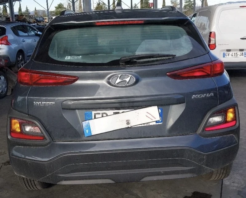 Hyundai Kona 1.6 CRDI AUTOMATIC FULL, снимка 6 - Автомобили и джипове - 49499104