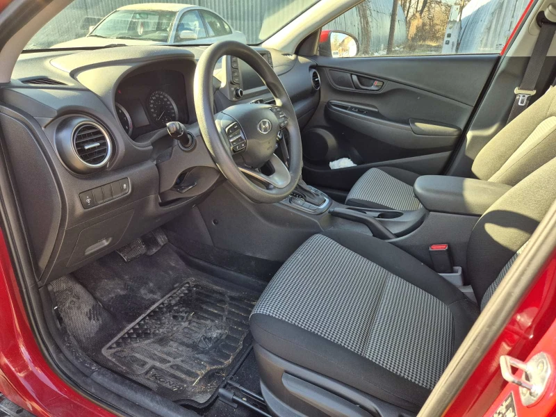 Hyundai Kona 2.0i 4X4 АВТОМАТИК ВЪЗМОЖНОСТ ЗА ГАЗОВА УРЕДБА, снимка 9 - Автомобили и джипове - 53110208