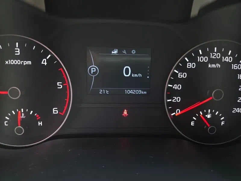 Kia Sportage Diesel 2.0 4Wd Trendy, снимка 10 - Автомобили и джипове - 56118504
