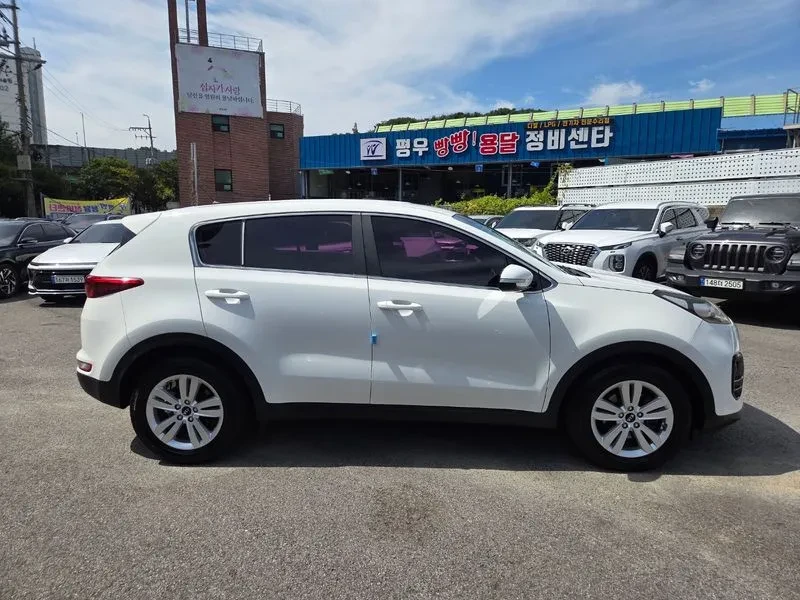 Kia Sportage Diesel 2.0 4Wd Trendy, снимка 6 - Автомобили и джипове - 56118504