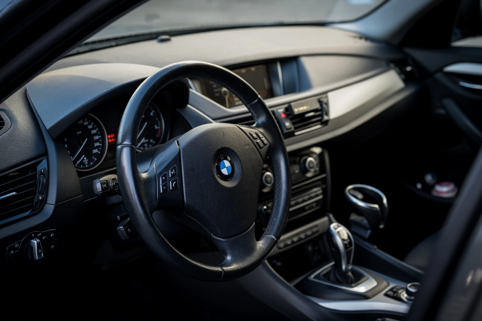 BMW X1 xdrive - изображение 8