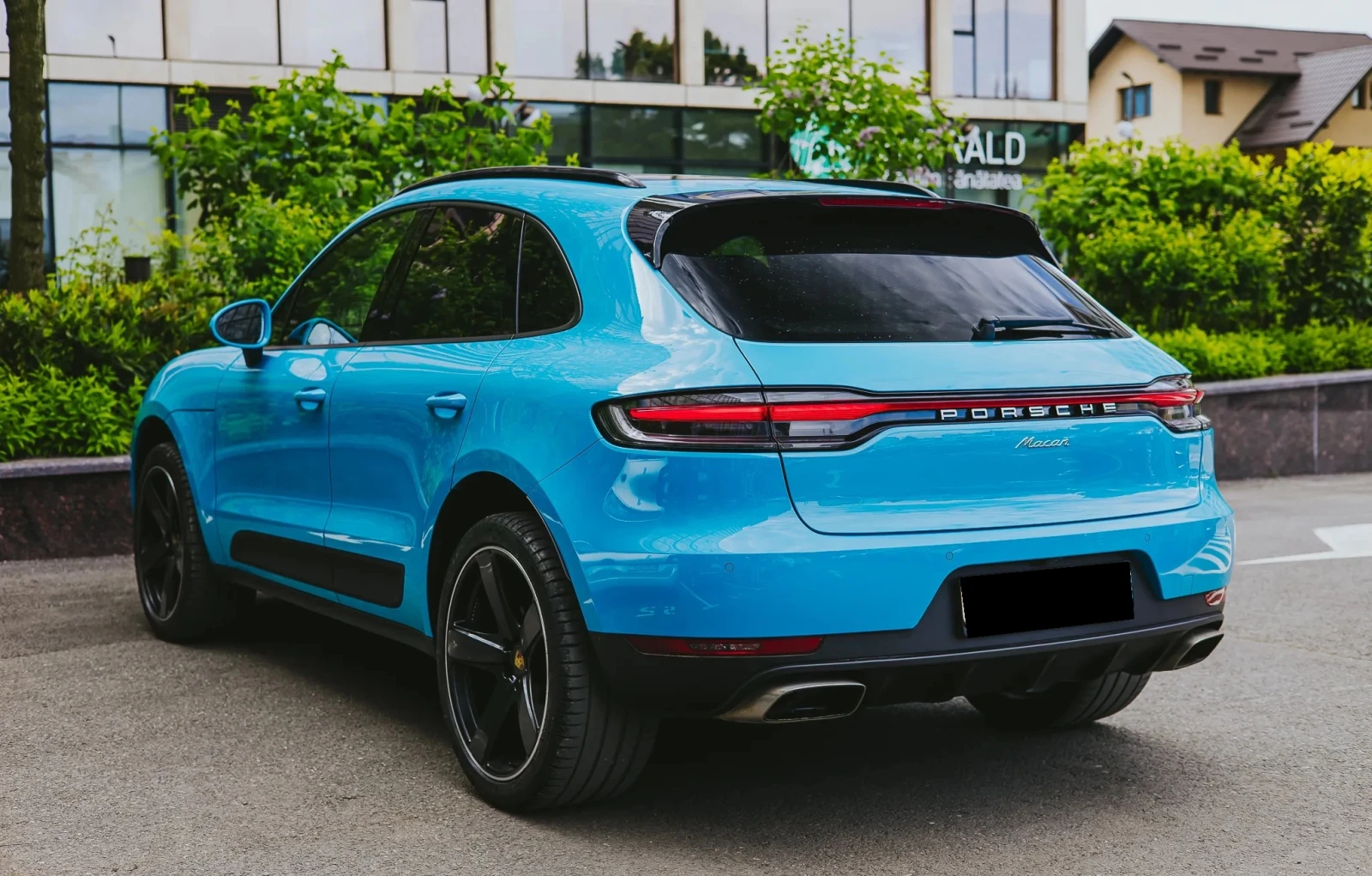 Porsche Macan 2.0i - изображение 5