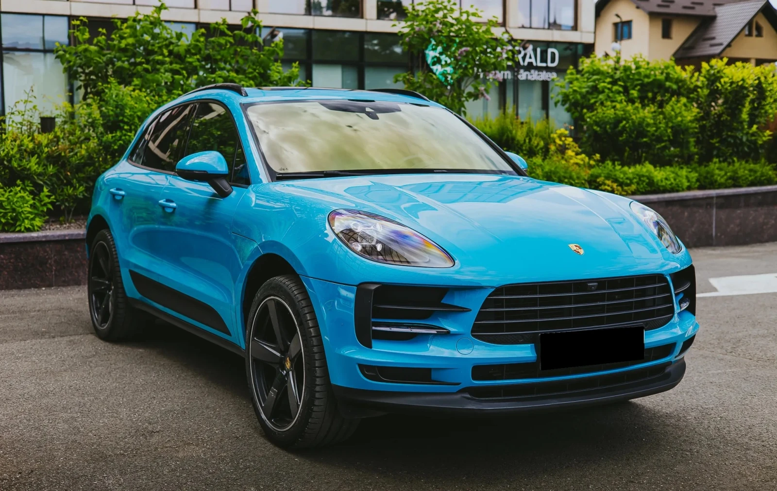 Porsche Macan 2.0i - изображение 3