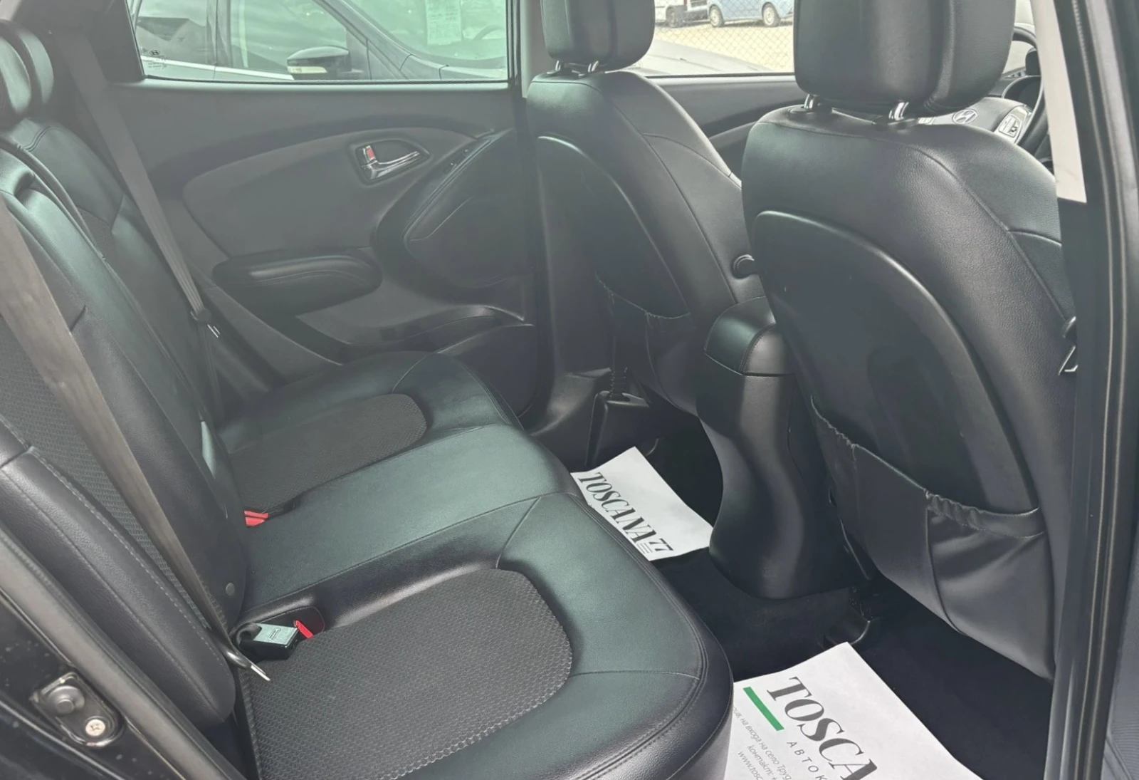Hyundai IX35 1.7crdi* Кожа* Подгрев* Сервизна История*  - изображение 9