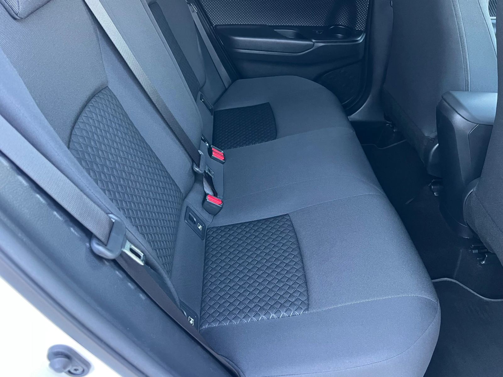 Toyota C-HR 2.0HYBRID, FACELIFT, NAVI+ CAMERA, KEY-GO, DISTRON, снимка 14 - Автомобили и джипове - 53748528