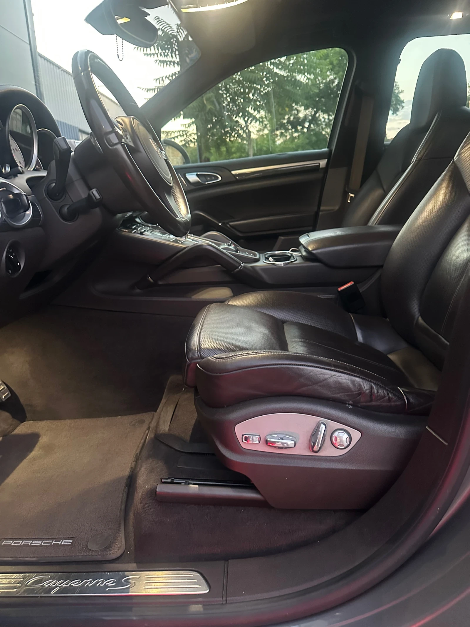 Porsche Cayenne, снимка 11 - Автомобили и джипове - 54910667