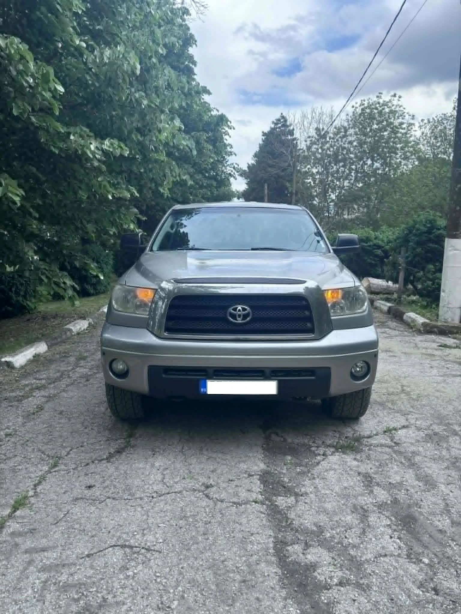 Toyota Tundra, снимка 10 - Автомобили и джипове - 54551188