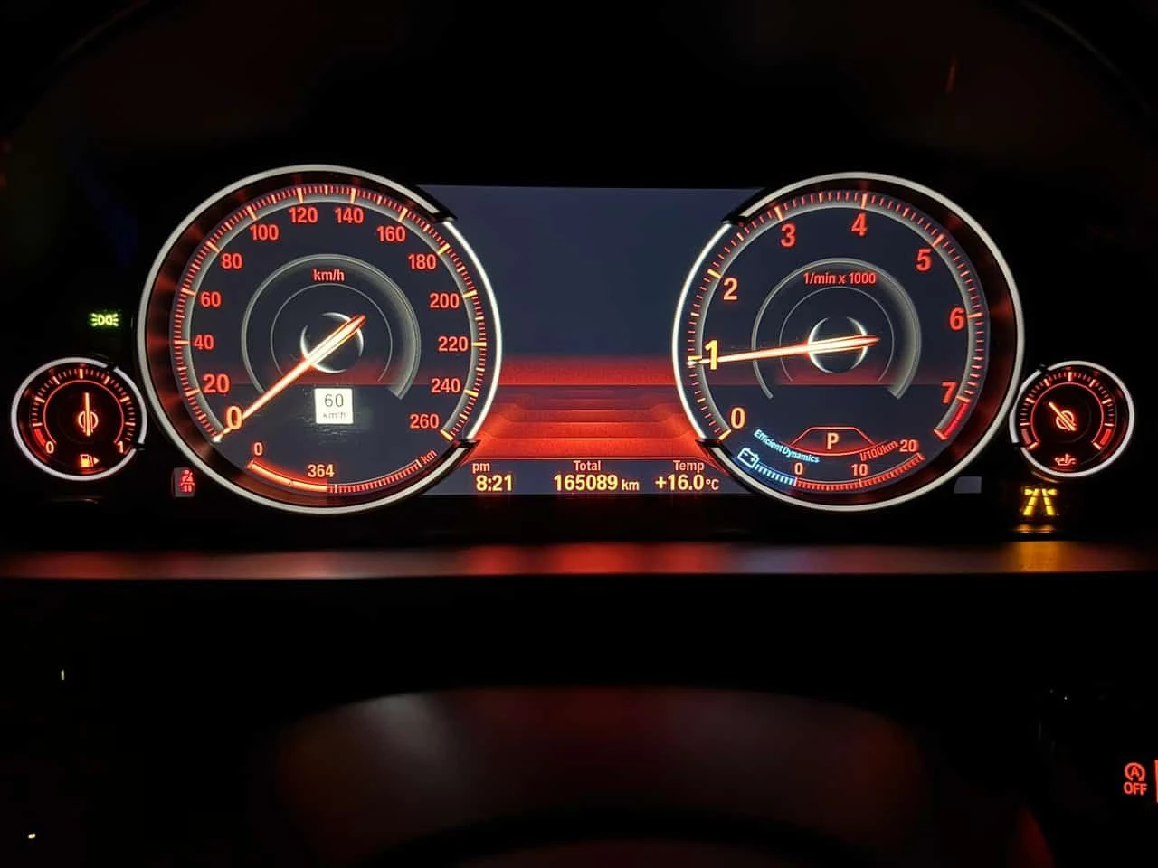 BMW X5 * xDrive35i * M SPORT* HUD* ВАКУУМ* H/K* ТЕЛЕВИЗОР, снимка 8 - Автомобили и джипове - 54621636