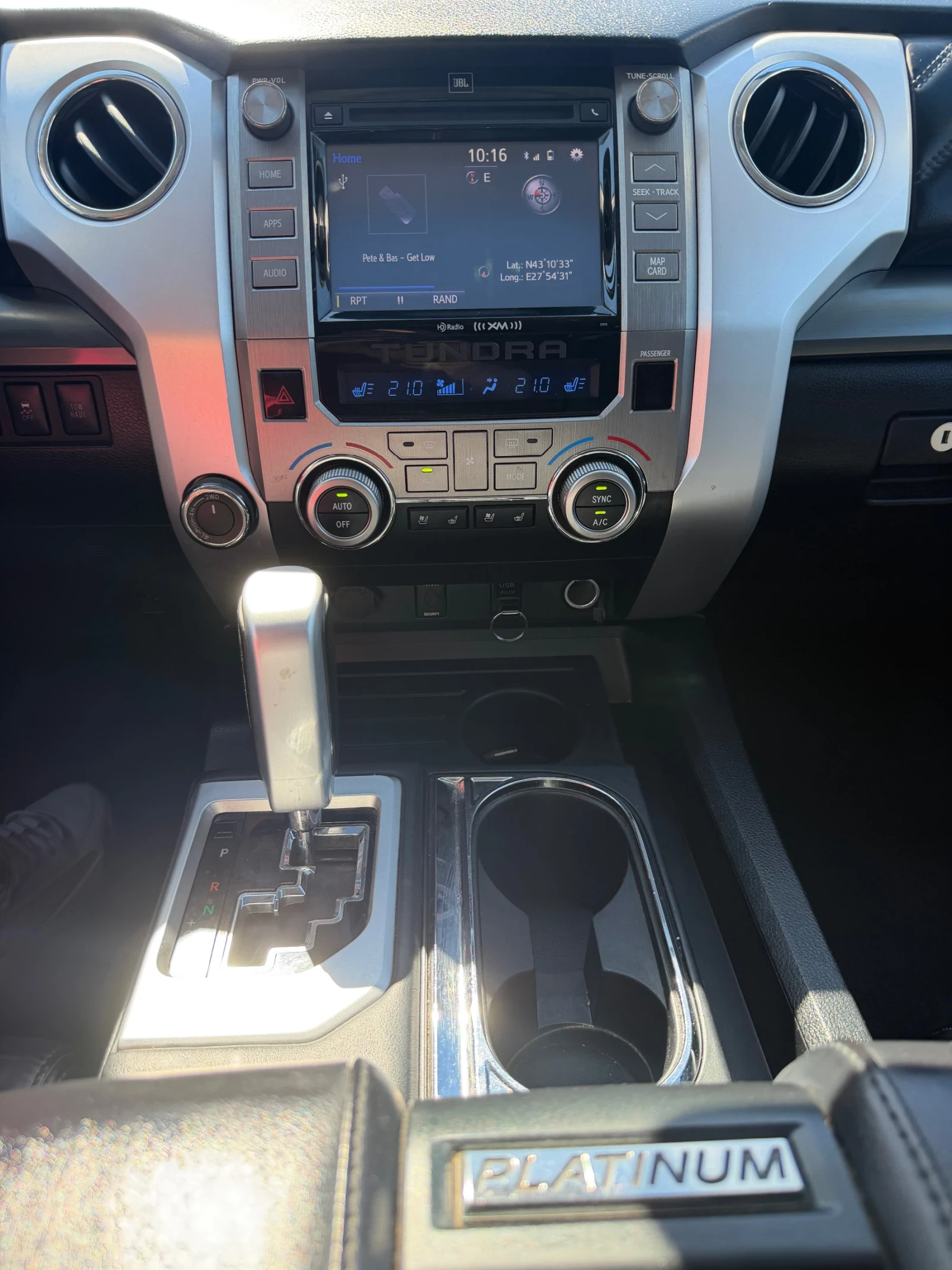 Toyota Tundra, снимка 16 - Автомобили и джипове - 55301515