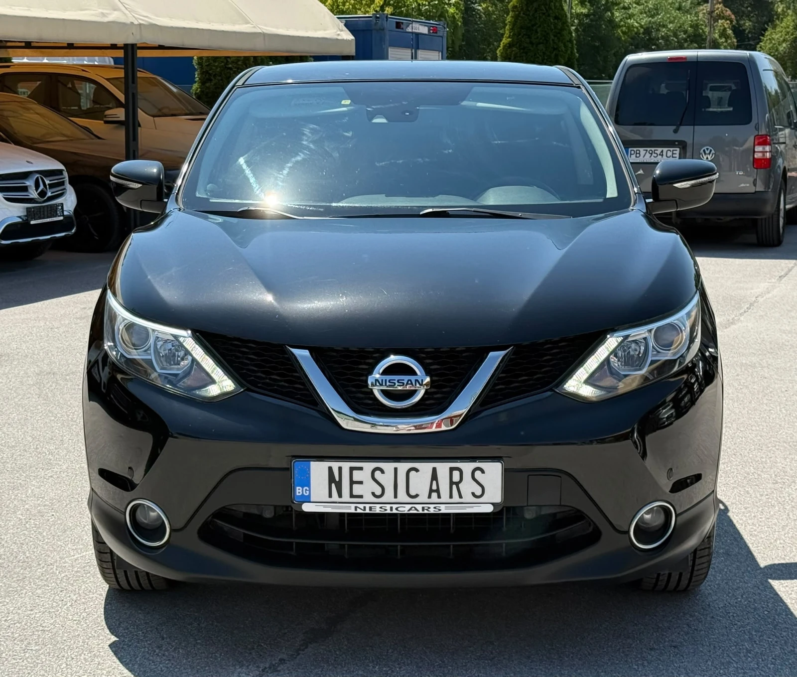 Nissan Qashqai 1.5dci 6ck. TOП СЪСТОЯНИЕ !!!!!, снимка 2 - Автомобили и джипове - 55626380